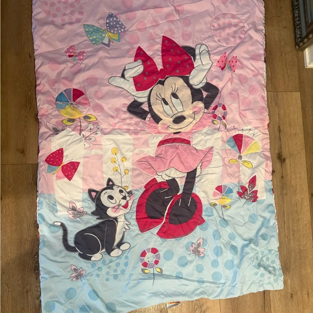 Disney Minnie Mouse and Figero Reversible Toddler Blanket